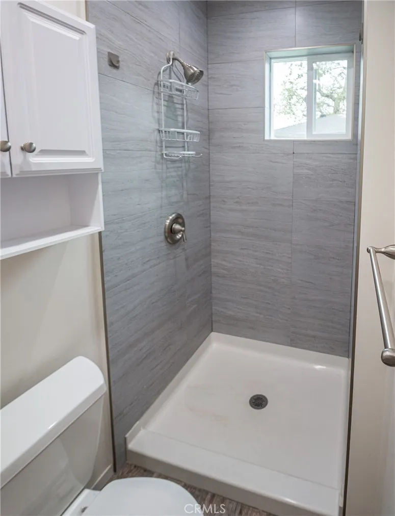 211 S Keystone, Burbank, California 91506 home-pic-41