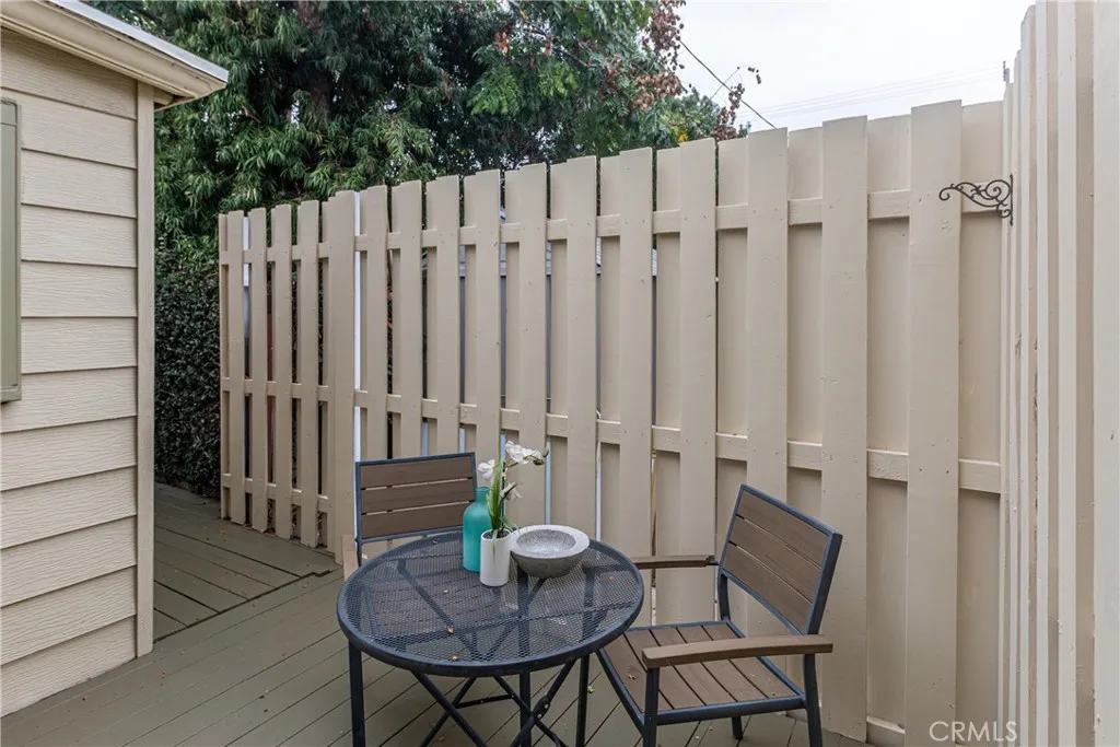 211 S Keystone, Burbank, California 91506 home-pic-18