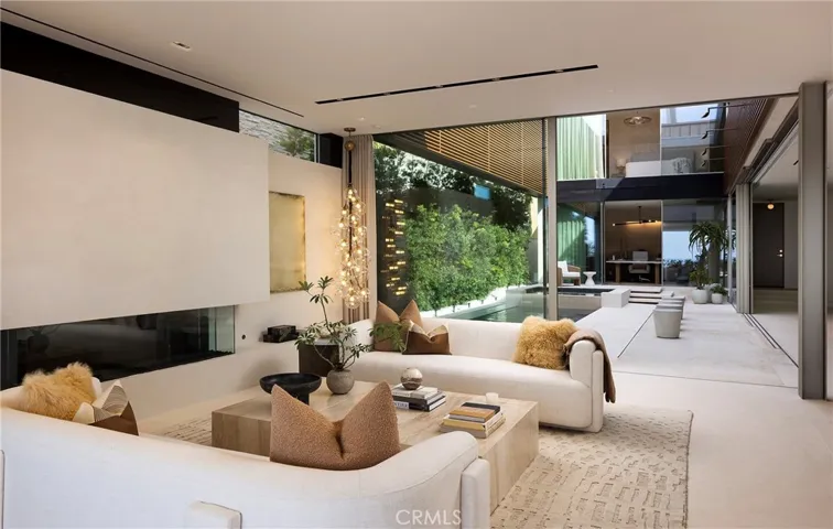 3512 Ocean Boulevard, Corona Del Mar, California 92625