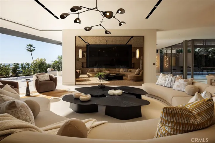 3512 Ocean Boulevard, Corona Del Mar, California 92625