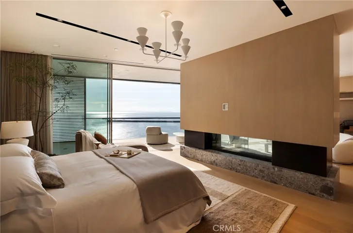 3512 Ocean Boulevard, Corona Del Mar, California 92625