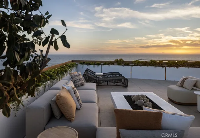 3512 Ocean Boulevard, Corona Del Mar, California 92625