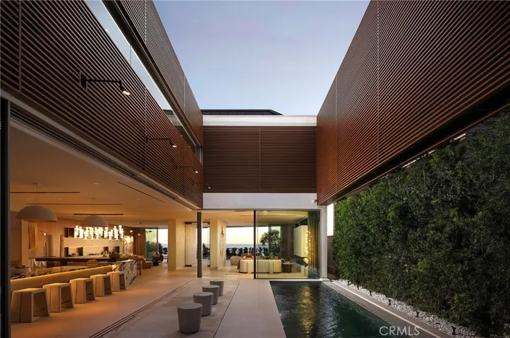 3512 Ocean Boulevard, Corona Del Mar, California 92625