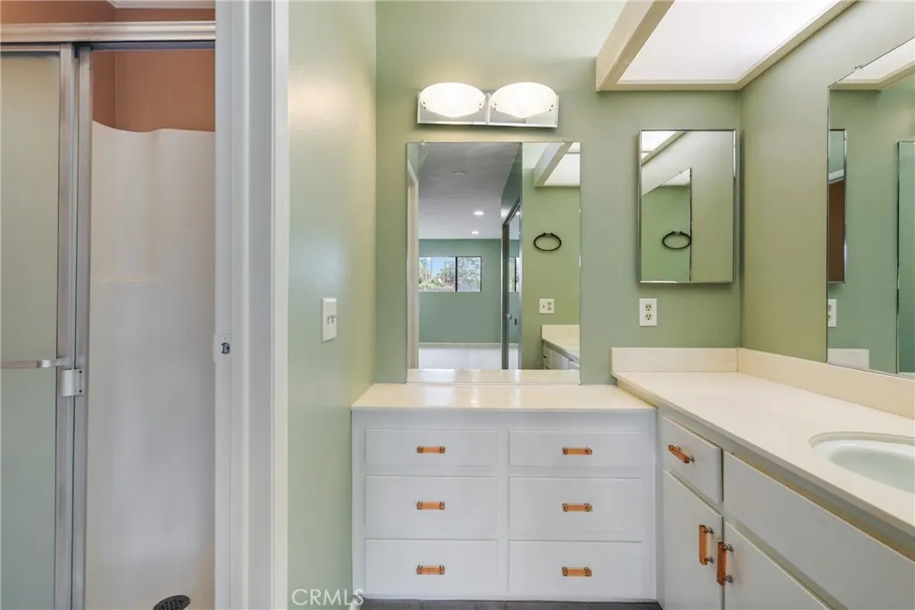 465 Champlain Drive, Claremont, California 91711 home-pic-32