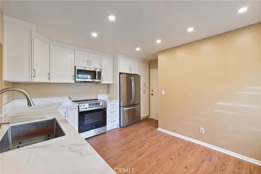 465 Champlain Drive, Claremont, California 91711 home-pic-13