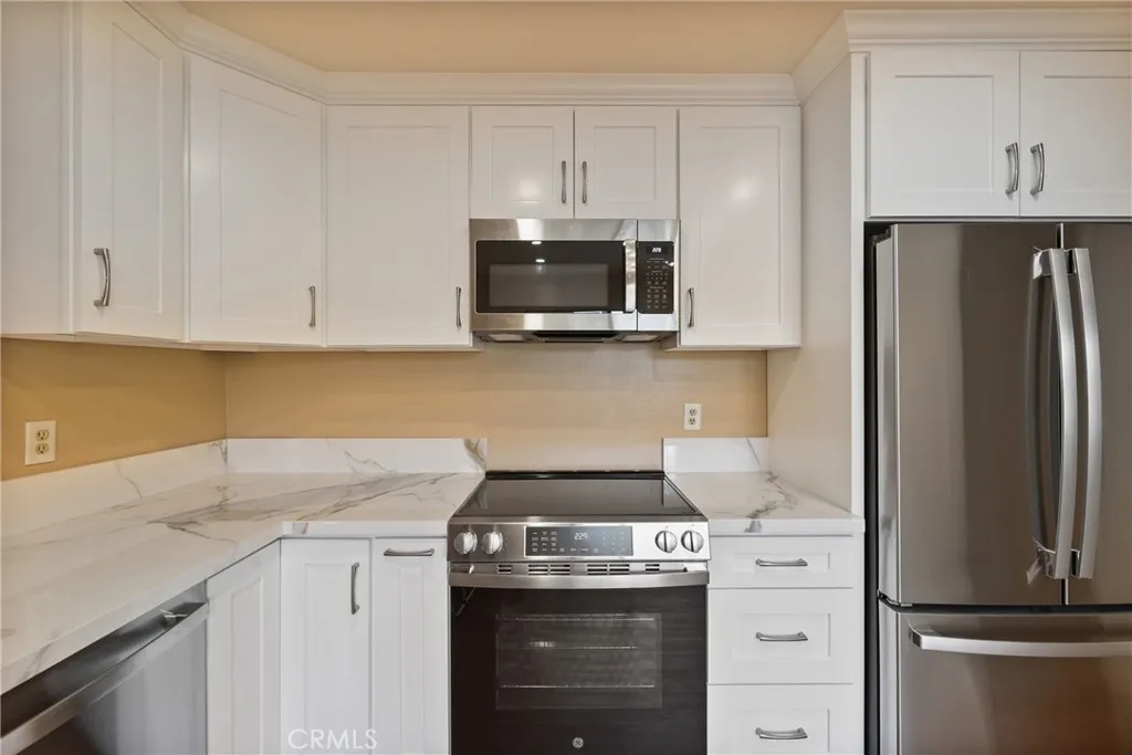 465 Champlain Drive, Claremont, California 91711 home-pic-14
