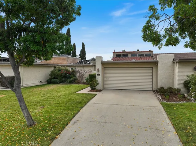 465 Champlain Drive, Claremont, California 91711