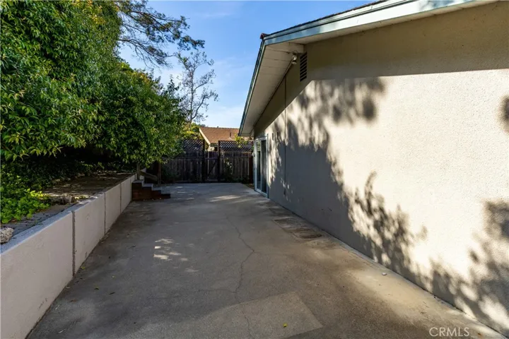 668 Patricia Drive, San Luis Obispo, California 93405