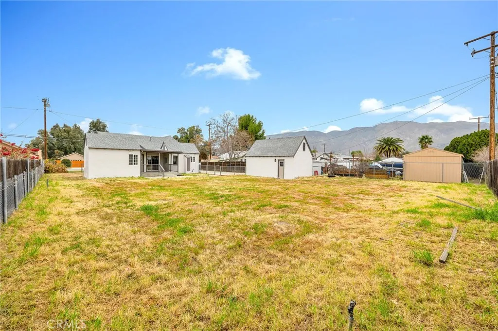 247 N Wateka, San Jacinto, California 92583 home-pic-32