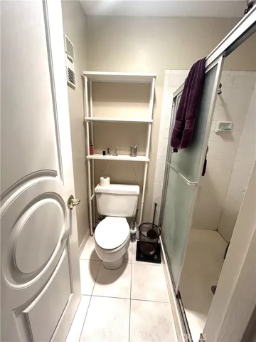 Back Bedroom Bath/Vanity Is Separate