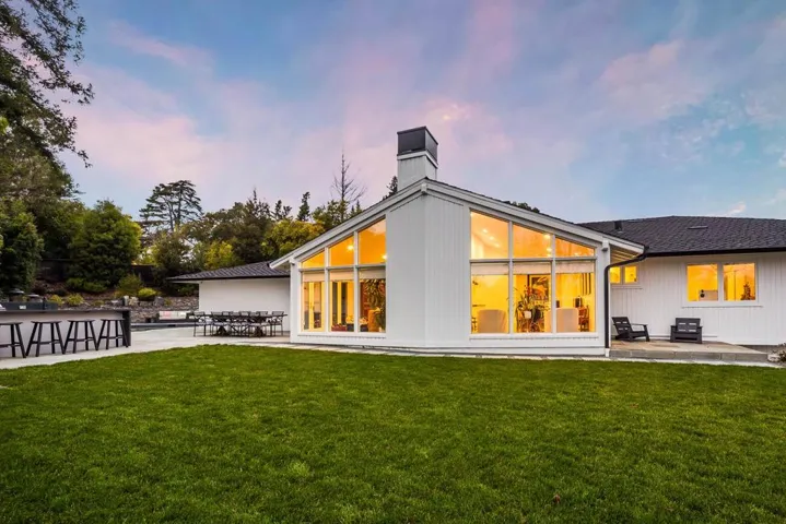 590 Remillard Drive, Hillsborough, California 94010