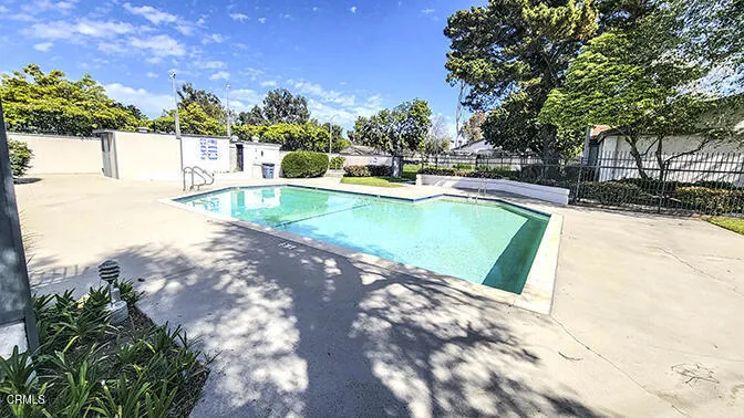 643 Holly Avenue, Oxnard, California 93036 home-pic-18