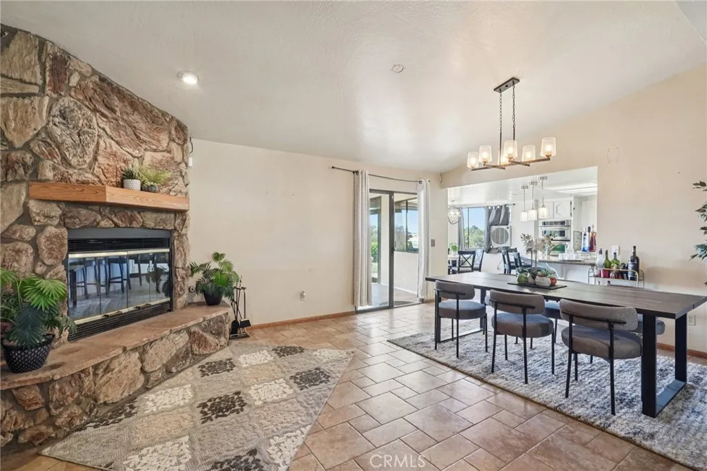 14610 Havasu, Apple Valley, California 92307 home-pic-8