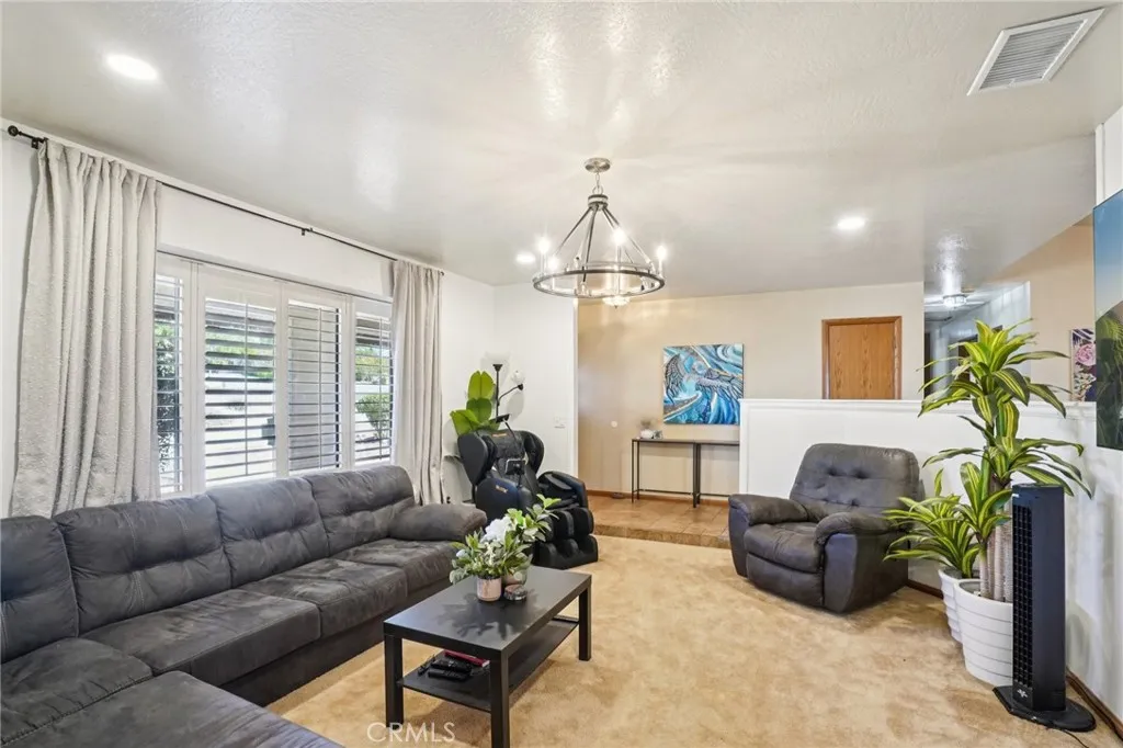14610 Havasu, Apple Valley, California 92307 home-pic-5
