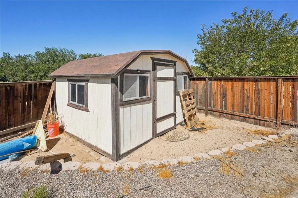 14610 Havasu, Apple Valley, California 92307 home-pic-39