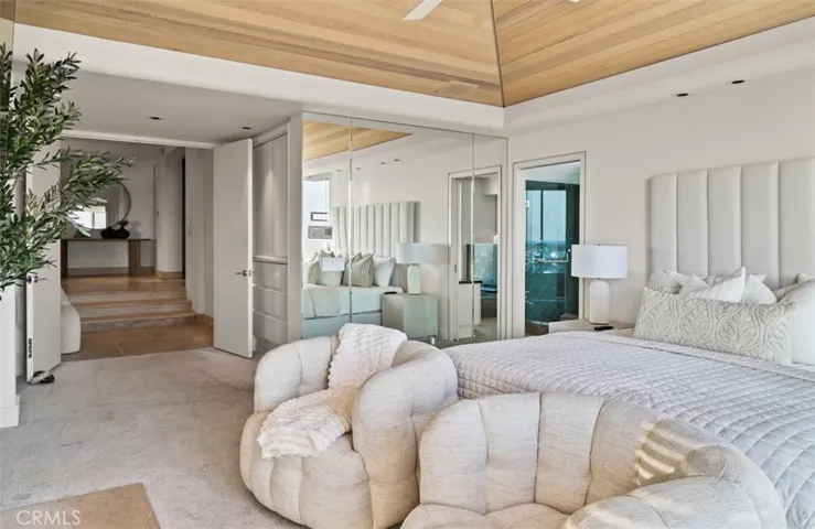 Primary suite