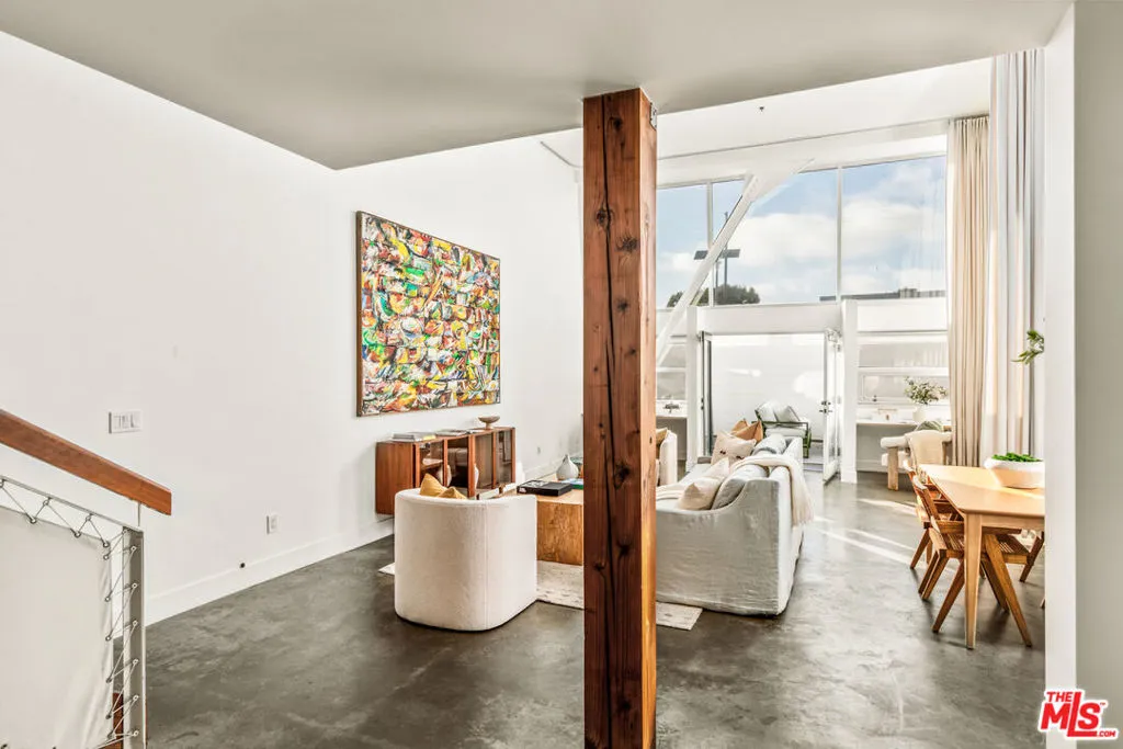 615 Hampton Drive A102, Venice, California 90291 home-pic-14
