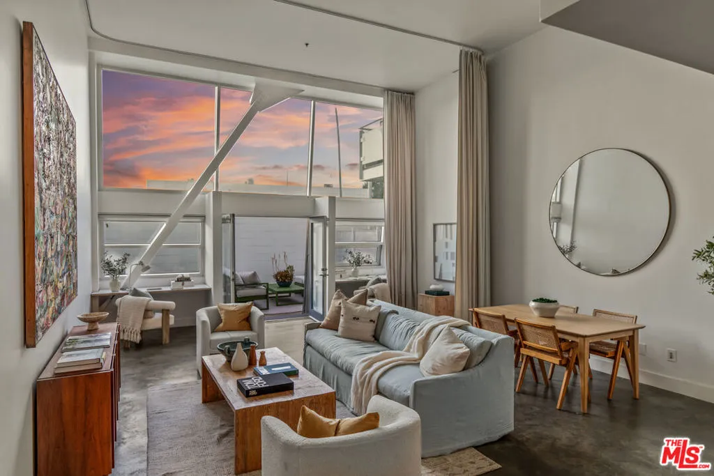 615 Hampton Drive A102, Venice, California 90291 home-pic-23