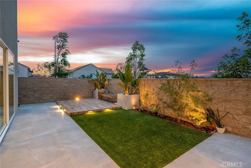 181 Hill, Lake Forest, California 92630 home-pic-24
