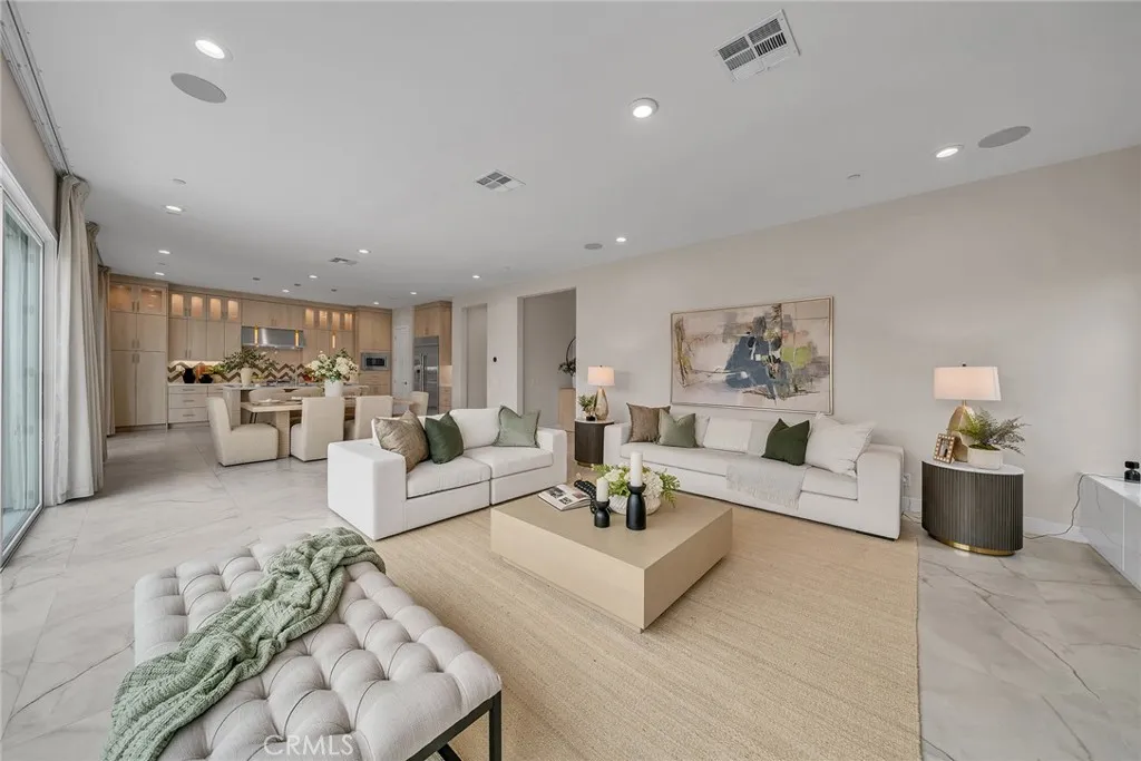 181 Hill, Lake Forest, California 92630 home-pic-20