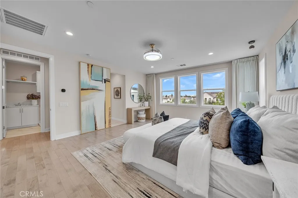 181 Hill, Lake Forest, California 92630 home-pic-43