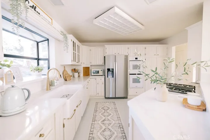 37450 Downey Road, Temecula, California 92592