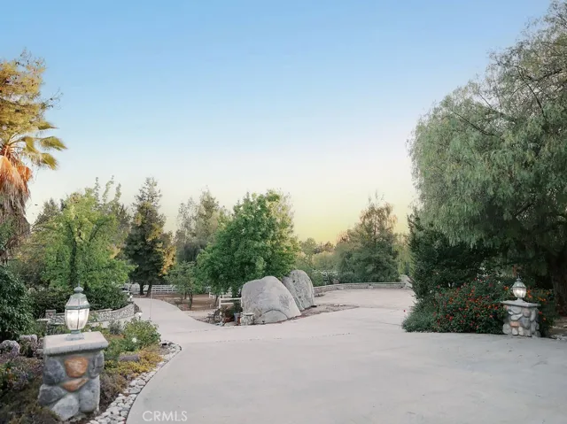 37450 Downey Road, Temecula, California 92592