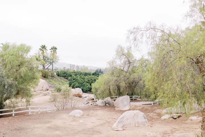 37450 Downey Road, Temecula, California 92592