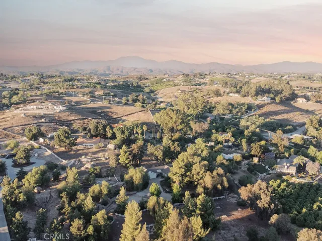 37450 Downey Road, Temecula, California 92592