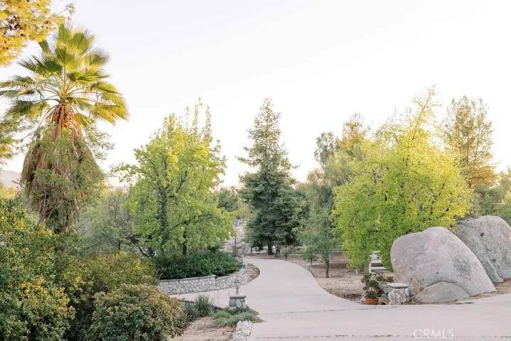 37450 Downey Road, Temecula, California 92592