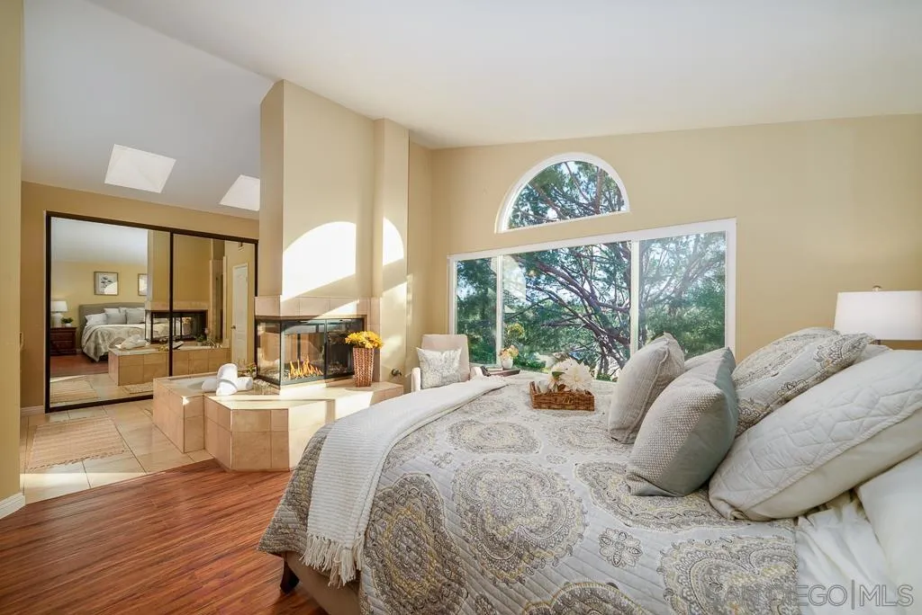, Vista, California 92081 home-pic-38