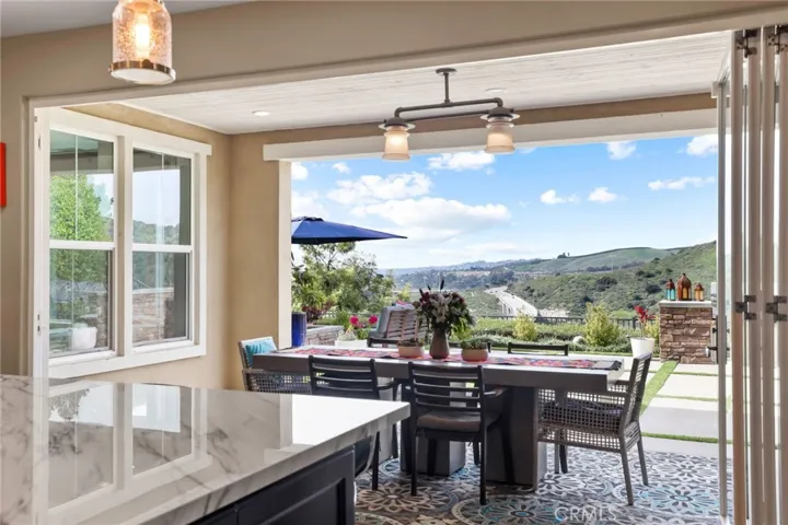 29 Ventada Street, Rancho Mission Viejo, California 92694