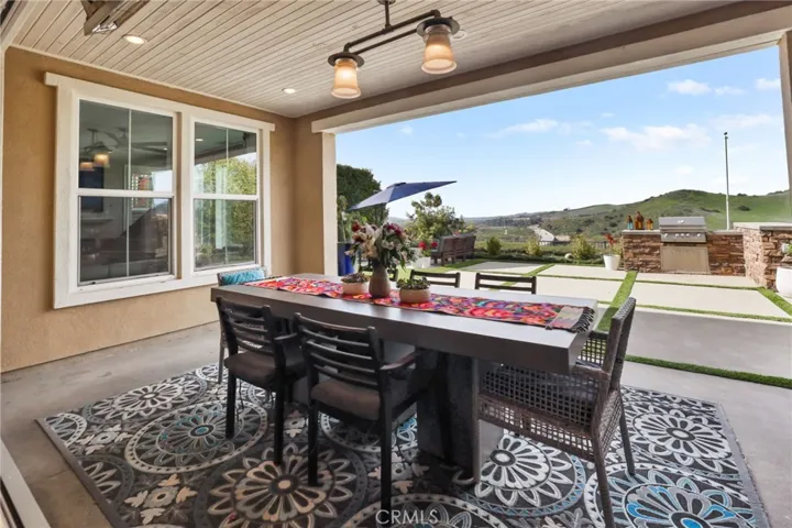 29 Ventada Street, Rancho Mission Viejo, California 92694