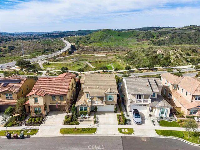 29 Ventada Street, Rancho Mission Viejo, California 92694