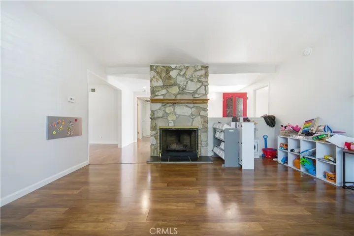 395 E Monterey, Corona, California 92879