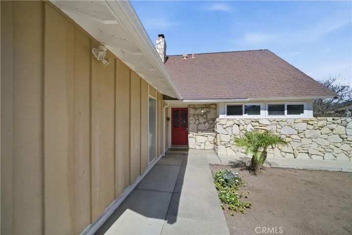 395 E Monterey, Corona, California 92879