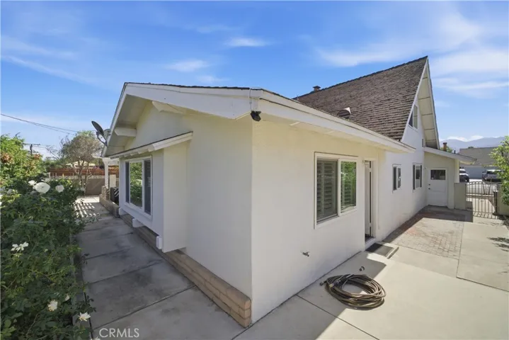 395 E Monterey, Corona, California 92879