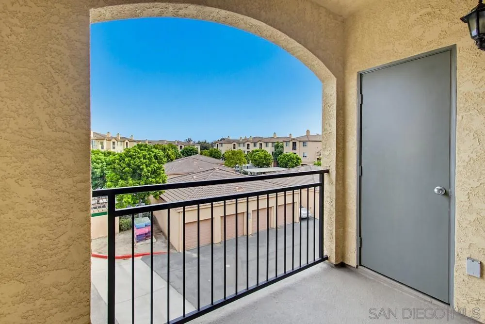 3830 Elijah Ct 435, San Diego, California 92130 home-pic-14