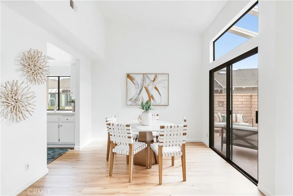 8815 Yuba Circle 1101c, Huntington Beach, California 92646 home-pic-3