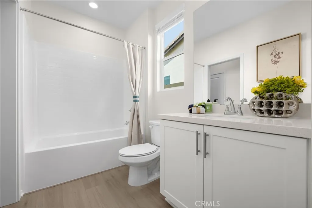 27714 Diamond View, Menifee, California 92585 home-pic-15