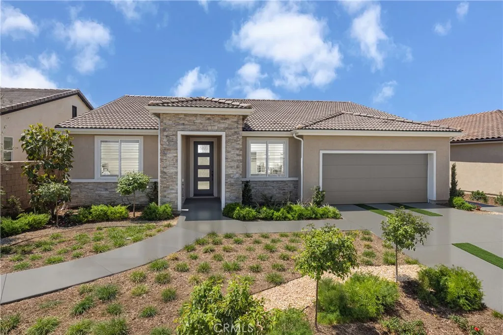 27714 Diamond View, Menifee, California 92585 home-pic-1