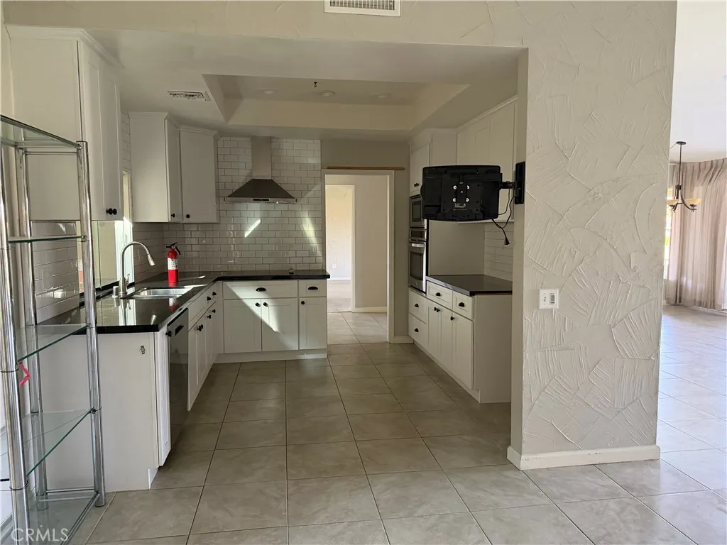 44812 Del Dios Cir, Indian Wells, California 92210 home-pic-20