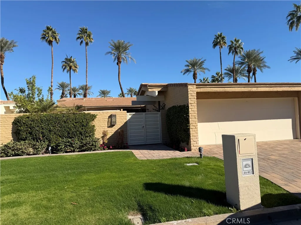 44812 Del Dios Cir, Indian Wells, California 92210 home-pic-5