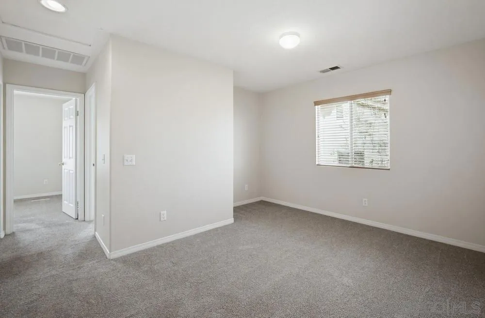 31938 Honeysuckle, Lake Elsinore, California 92532 home-pic-22