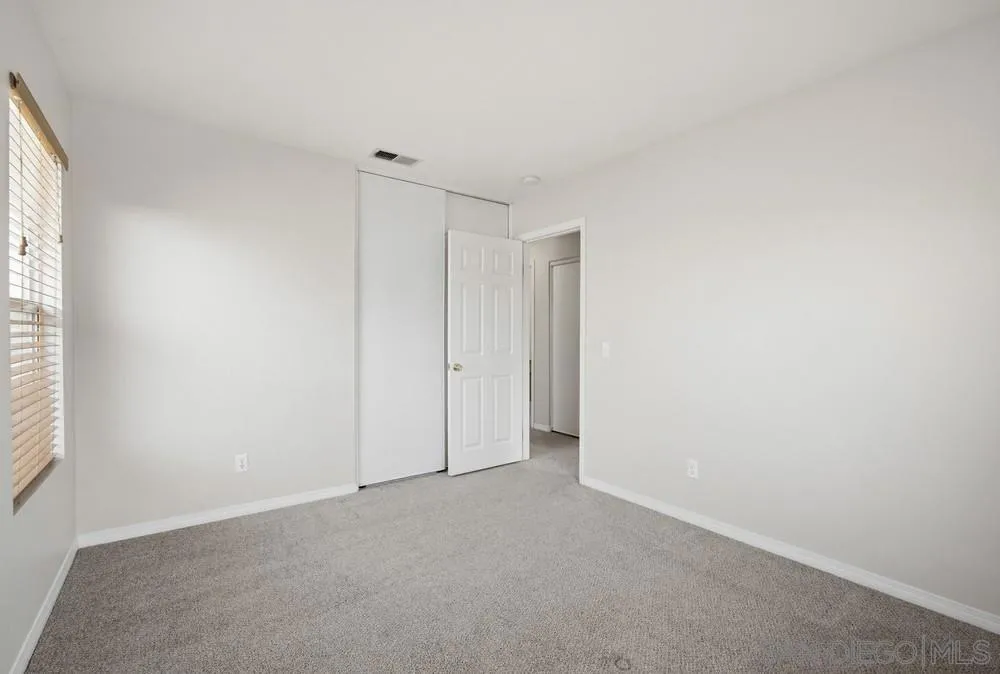 31938 Honeysuckle, Lake Elsinore, California 92532 home-pic-31