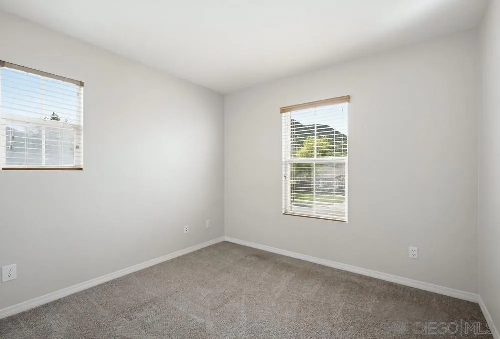 31938 Honeysuckle, Lake Elsinore, California 92532 home-pic-28