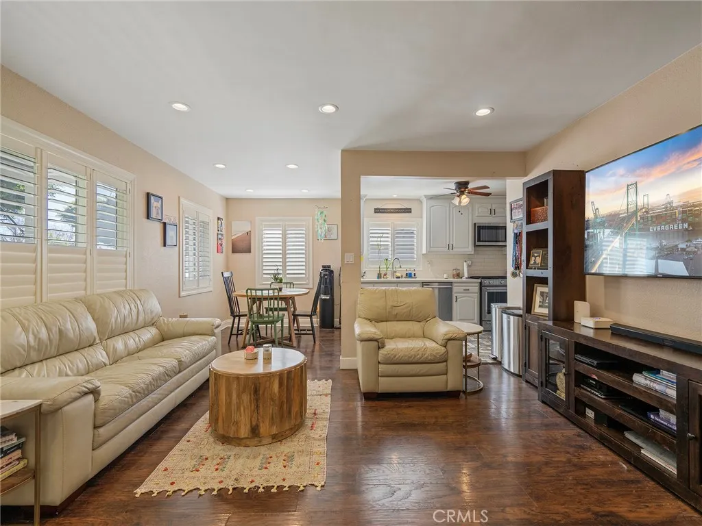 4527 Woodruff, Lakewood, California 90713 home-pic-4