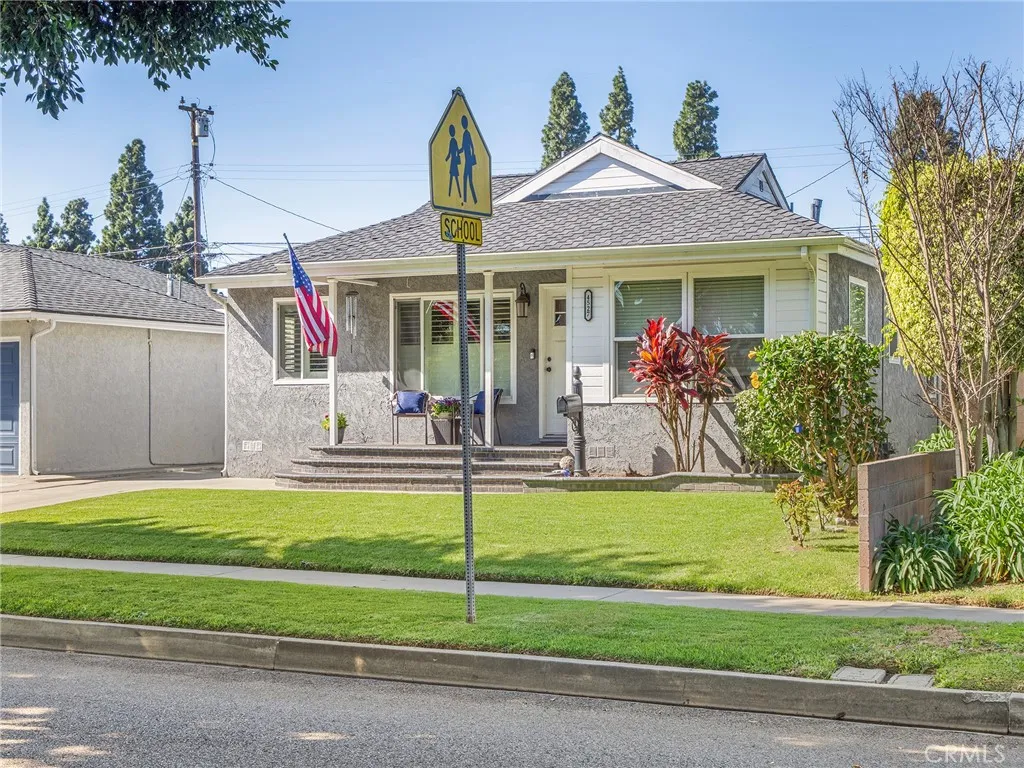 4527 Woodruff, Lakewood, California 90713 home-pic-1