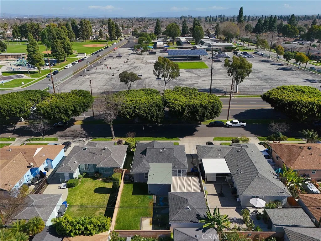4527 Woodruff, Lakewood, California 90713 home-pic-26