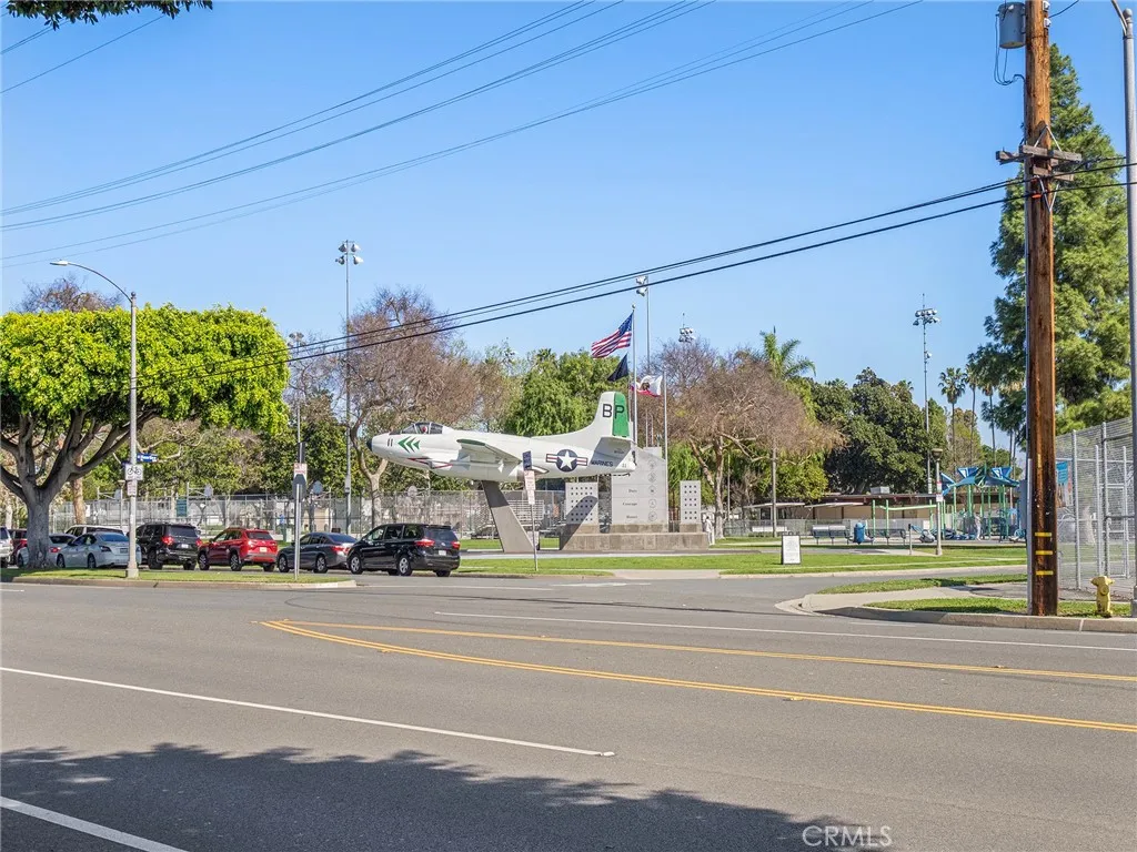 4527 Woodruff, Lakewood, California 90713 home-pic-19